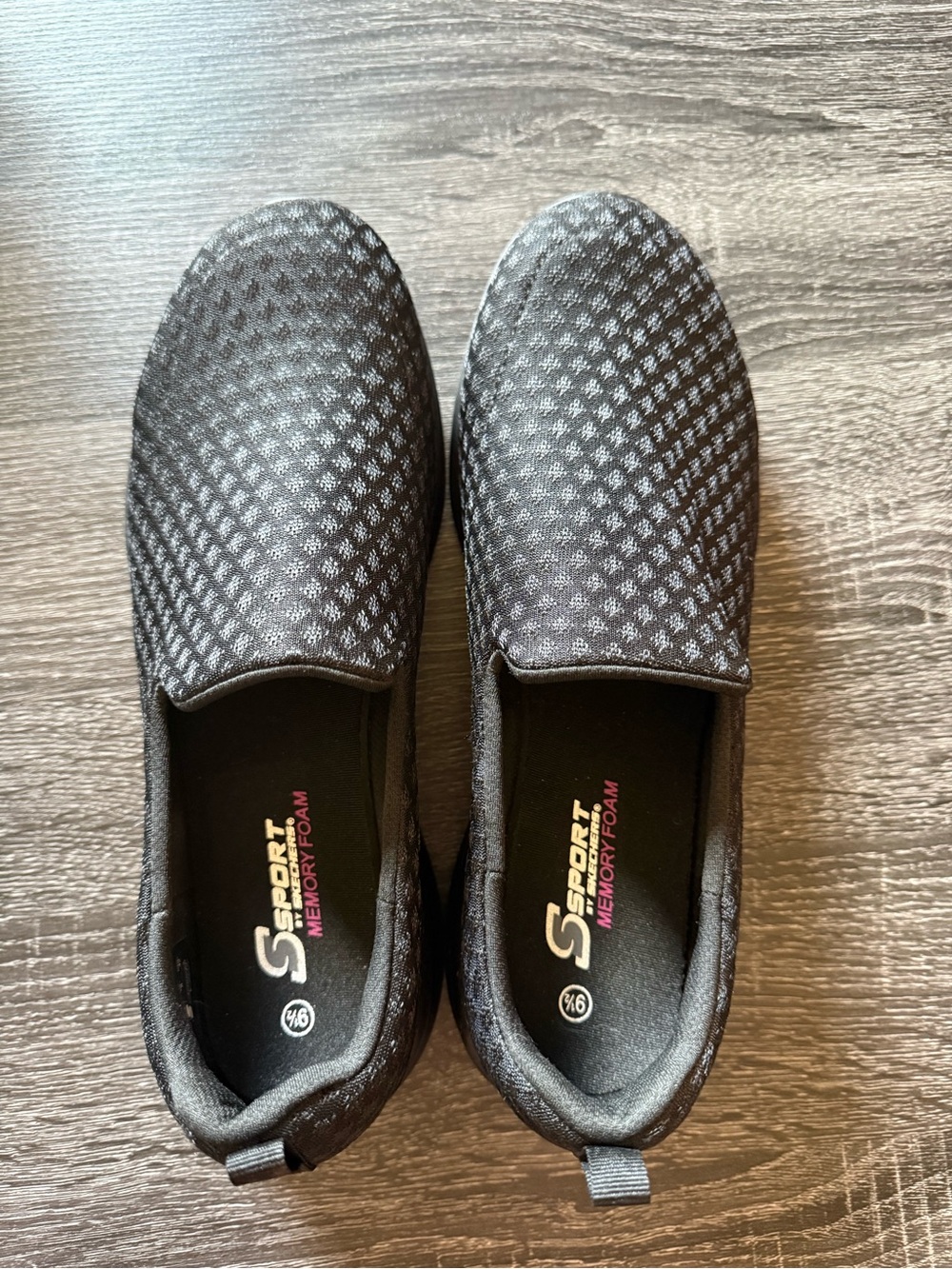 Skechers-style Black Slip-On Memory Foam women’s 9.5